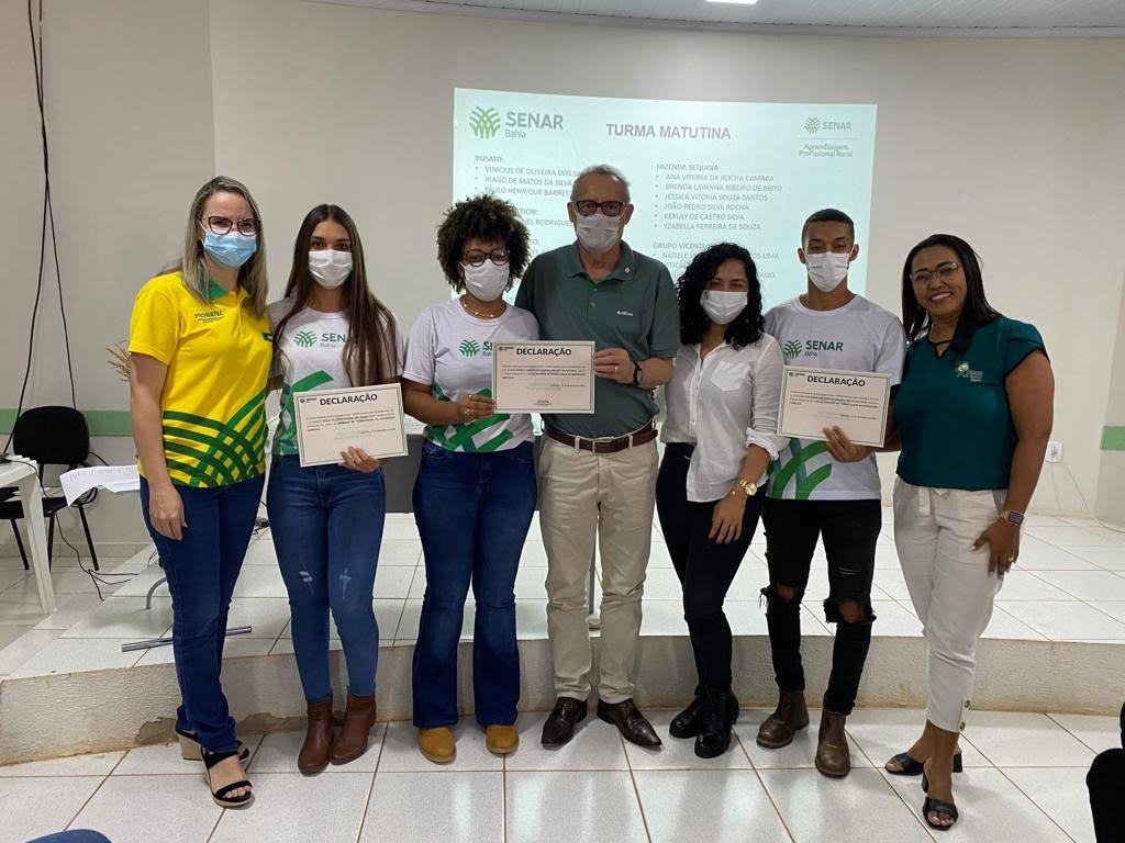 Programa Jovem Aprendiz certifica mais de 50 supervisores agrícolas na  Fazenda Modelo - AIBA - Associação de Agricultores e Irrigantes da Bahia