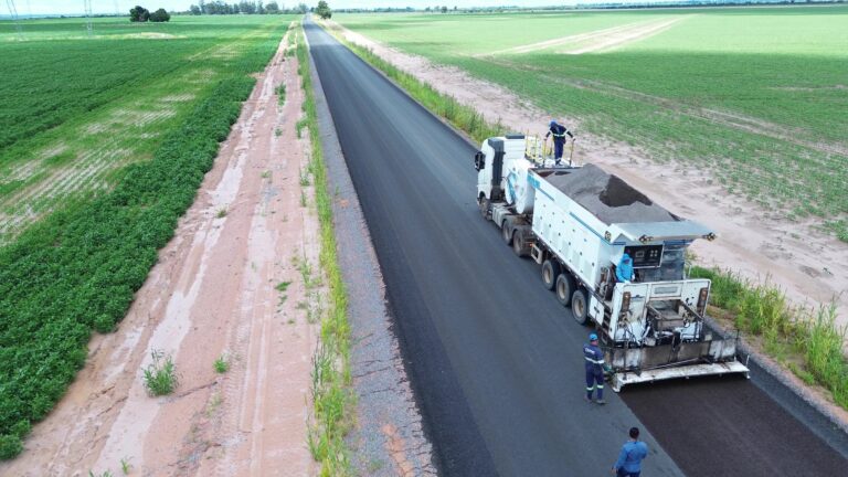 Por meio de pavimentação asfáltica, Aiba e parceiros impulsionam desenvolvimento regional