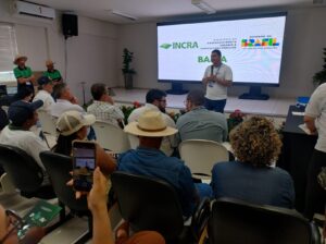 Segundo dia da Bahia Farm Show conecta exportação, pesquisa, juventude, regularização fundiária e energia renovável.