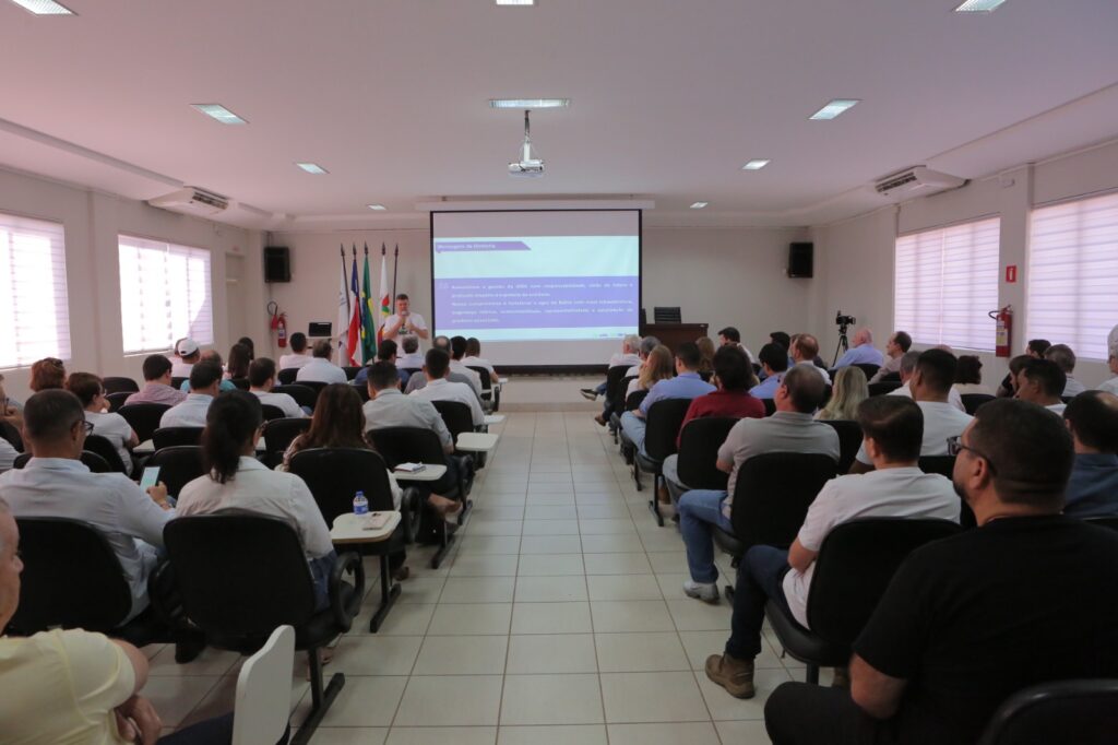 Diretoria e Conselho Fiscal da Aiba e do Instituto Aiba são eleitos por aclamação para biênio 2027/2028