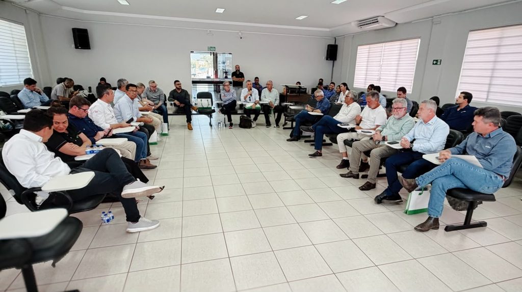 Aiba sedia reunião da Câmara Setorial da Cadeia Produtiva do Cacau e debate expansão da cultura no Cerrado baiano