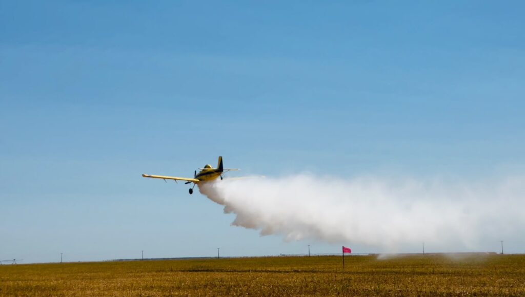 Curso de capacitação para pilotos reforça apoio da aviação agrícola na proteção ao meio ambiente e população do Cerrado baiano